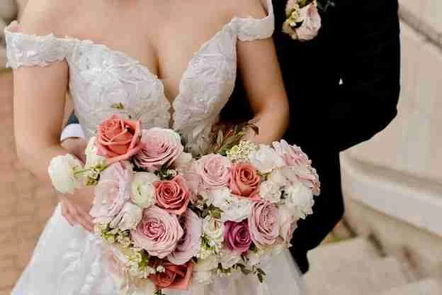 Why Valentine’s Season Is the Ideal Time for a Romantic Wedding Bouquet in Vancouver